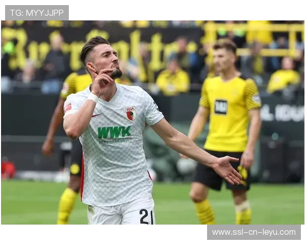 奥格斯堡2-1力克圣保利，保级路上再添关键三分